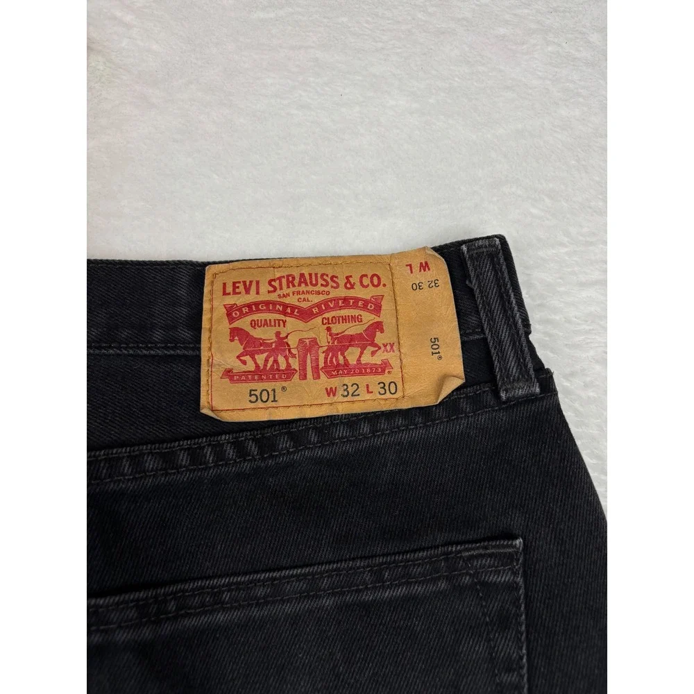 Levis 501 Men's 32x30 Jeans Fuzzy Black Washed Denim Grunge Fades